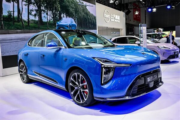 当技术开花、改革结果：上汽的“硬核反攻”