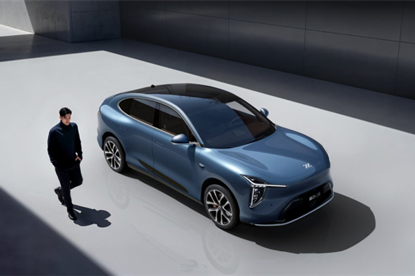 技术产品双线齐进，利来体育深化改革路径清晰，成色十足