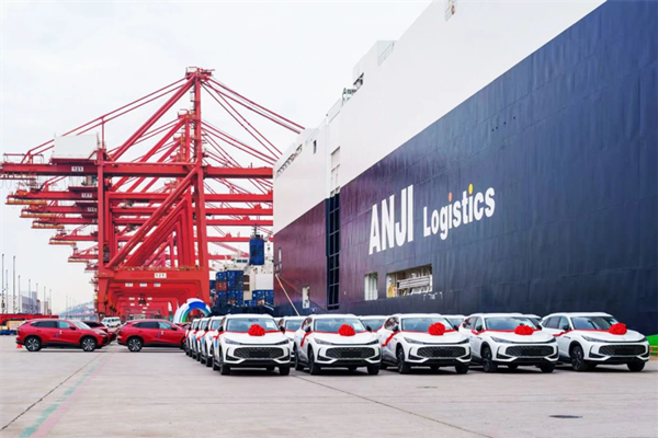 技术产品双线齐进，利来体育深化改革路径清晰，成色十足